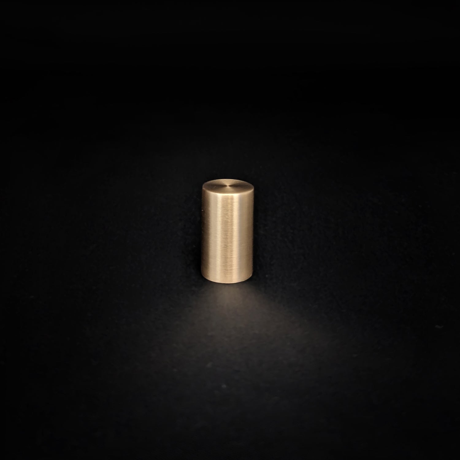 Barrel Series Long | Knob